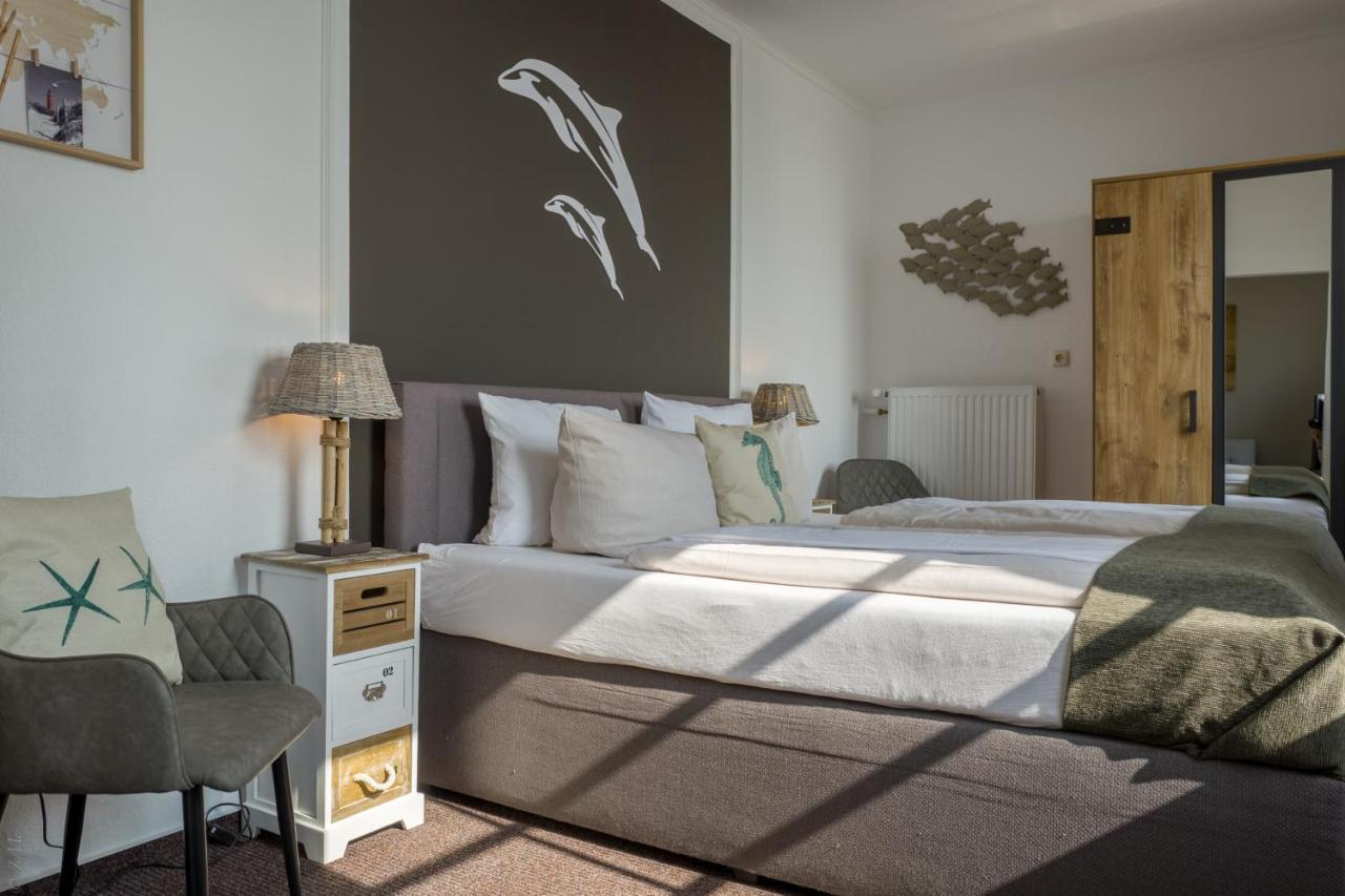 Akzent Strandhotels Seestern, Delphin & Lachs Вильгельмсхафен Экстерьер фото