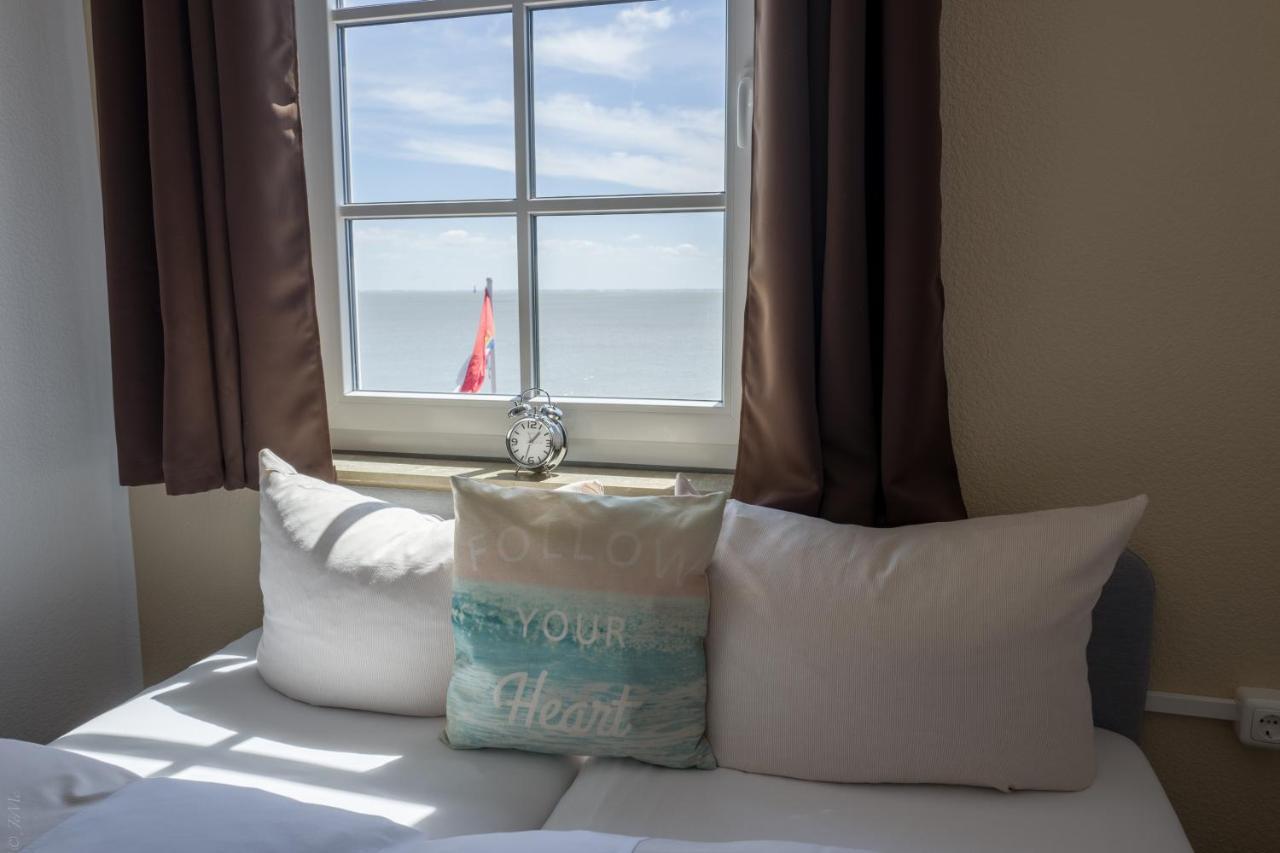 Akzent Strandhotels Seestern, Delphin & Lachs Вильгельмсхафен Экстерьер фото