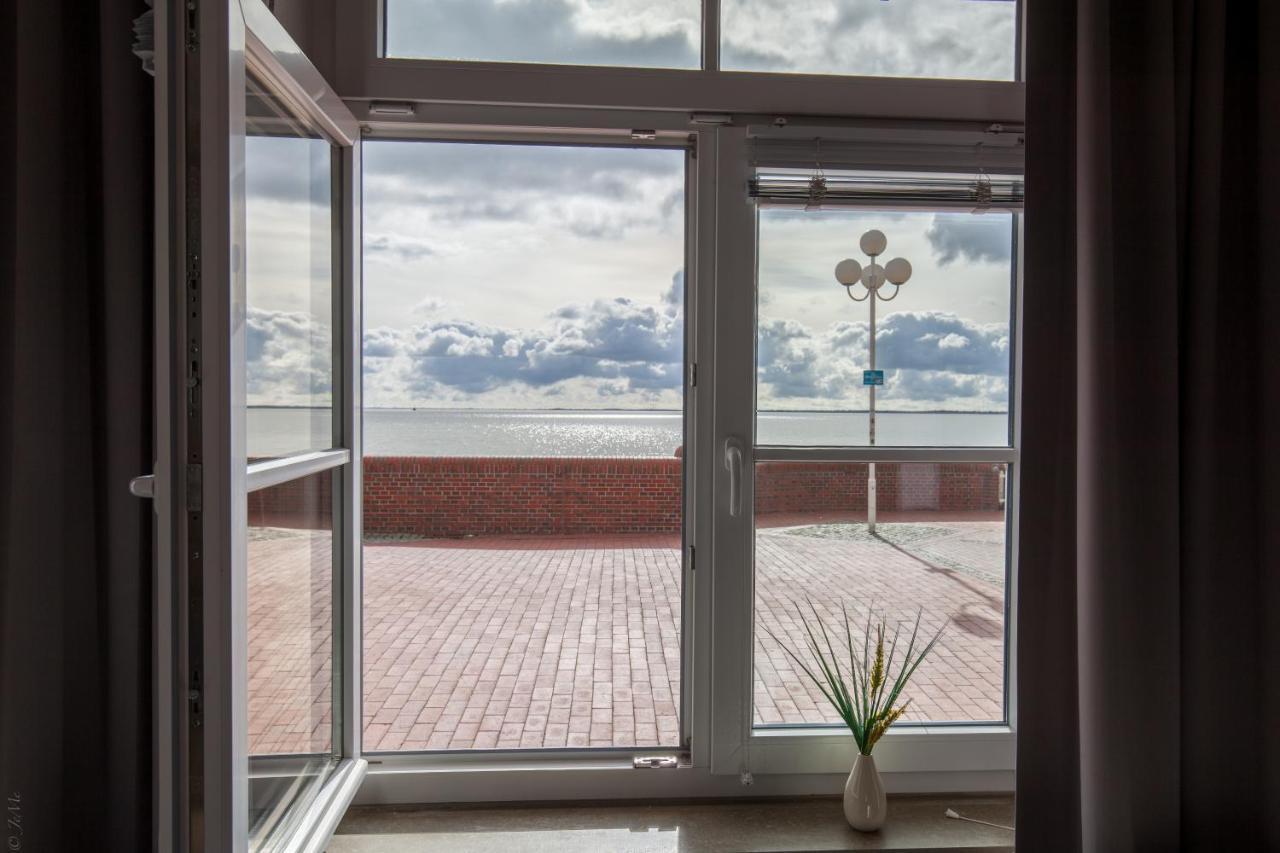 Akzent Strandhotels Seestern, Delphin & Lachs Вильгельмсхафен Экстерьер фото